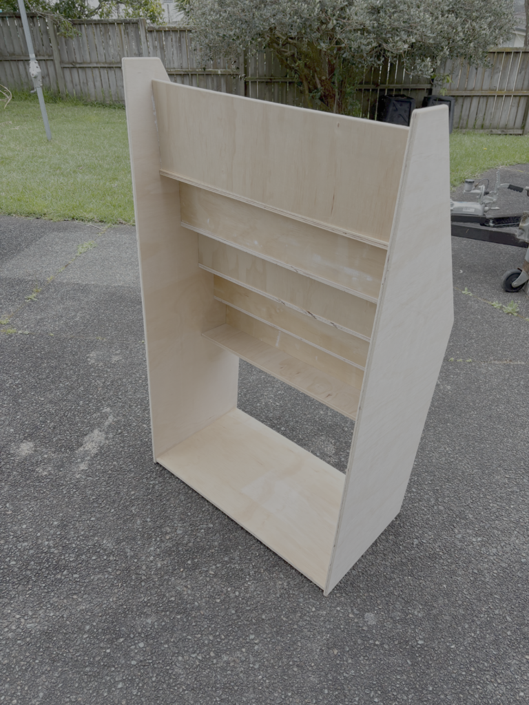 Bookcase05